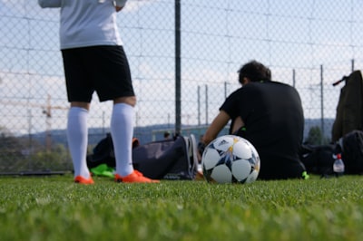 بث مباشر مباراة البرازيل وكولومبيامواجهة نارية في كرة القدم العالمية