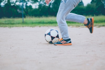 نهائي دوري أبطال أوروبا سنة 2000معركة إسبانية فرنسية لا تُنسى